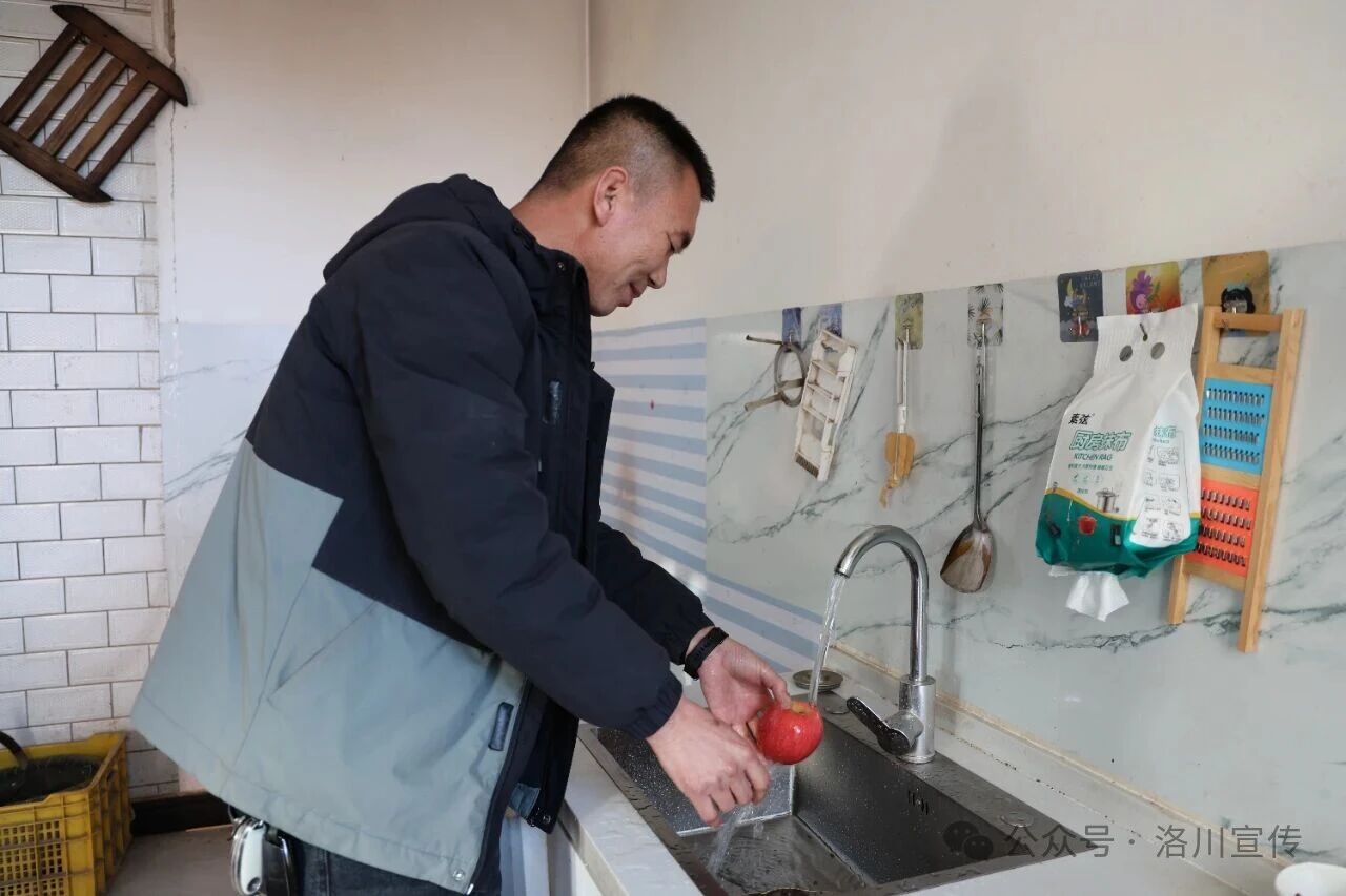 /ueditor/image/20251219/1766147375444893/e935166152a8b55199a6d6d01a6d30b3.jpg cedfbc5c884ebc7dab6cd7e316499dd7.jpg